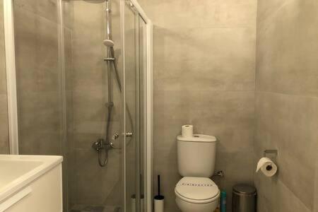 Kings Palace - Superb 2 Bed Ground Floor Apartment Paphos Exterior foto