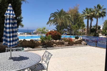 Kings Palace - Superb 2 Bed Ground Floor Apartment Paphos Exterior foto