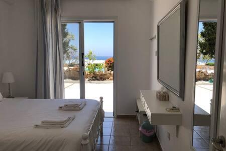Kings Palace - Superb 2 Bed Ground Floor Apartment Paphos Exterior foto